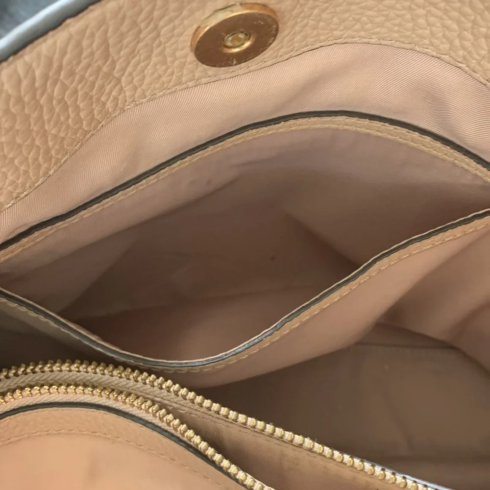 Tory Burch Tan Leather Purse - Picture 12 of 14
